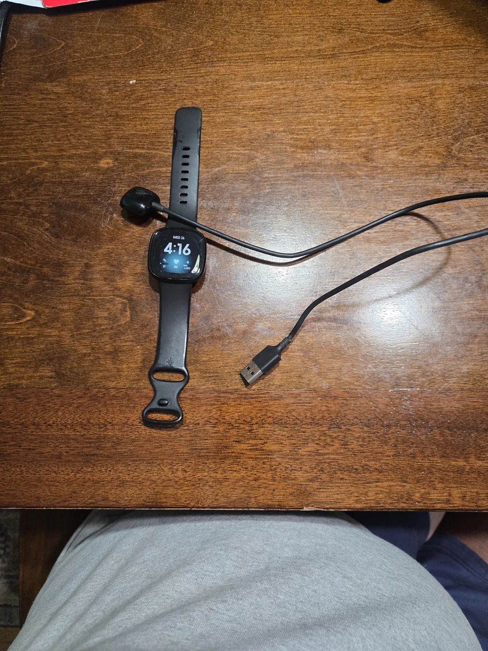 Black Smart Fitness Watch - Heart Rate & Activity Tracking